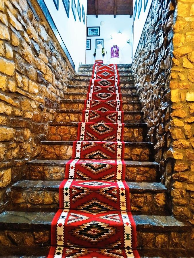 Guva Mangalem Restaurant Hotel