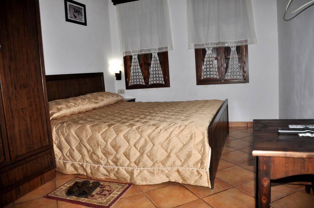 Hotel Guva Mangalem Restaurant 3*